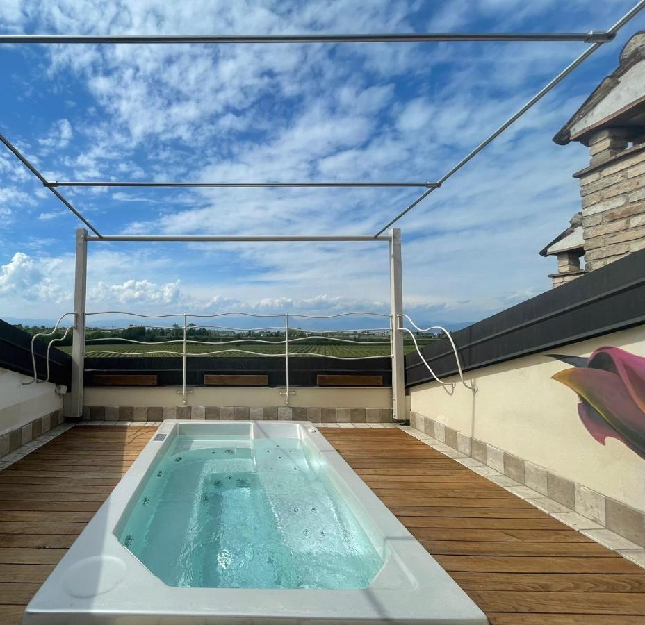 Massoni Bed And Breakfast Peschiera del Garda Zewnętrze zdjęcie