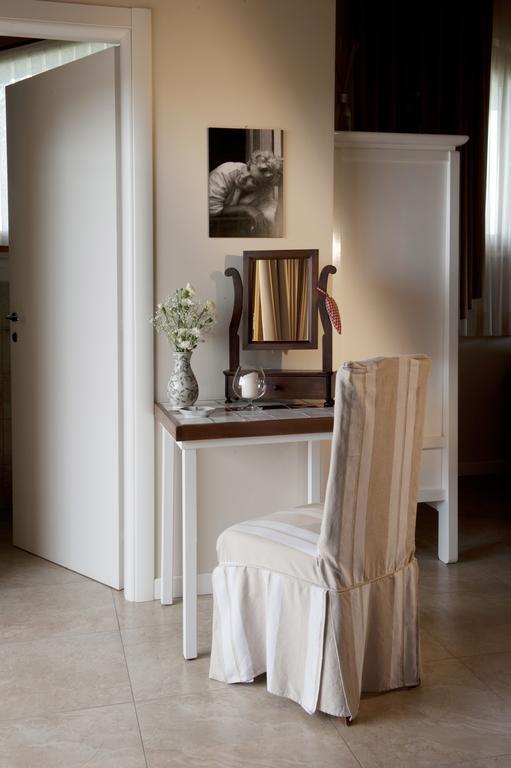 Massoni Bed And Breakfast Peschiera del Garda Zewnętrze zdjęcie